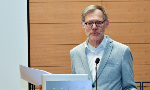 Professor Dr. Jochen Luckhardt 