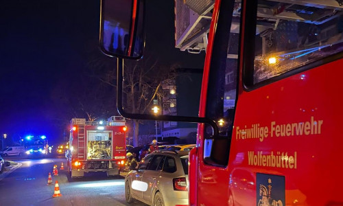 Die Feuerwehr wurde zu einem Einsatz in die Ernst-Moritz-Arndt-Straße gerufen