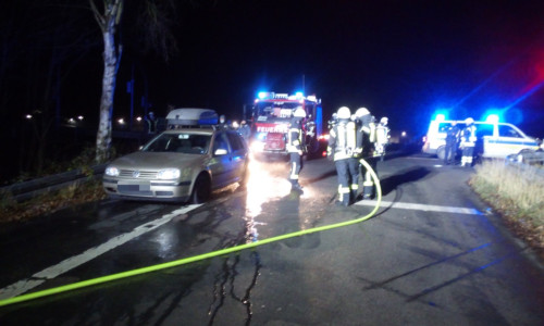 In Flechtorf drohte ein Auto in Flammen aufzugehen