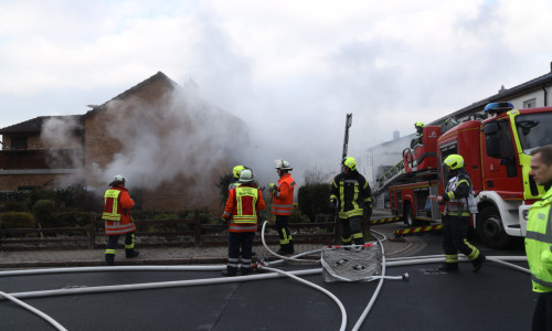 Die Feuerwehr wurde zu einem Brand im Schlopenweg in Salzgitter Bad gerufen.
