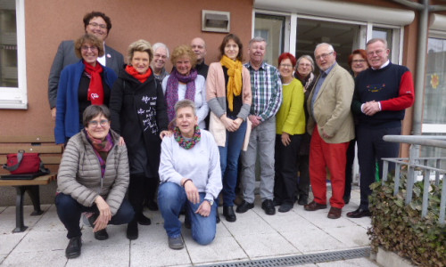 Der Vorstand des AWO-Ortsverbandes Wolfenbüttel mit den Ausgeschiedenen sowie den Revisoren.