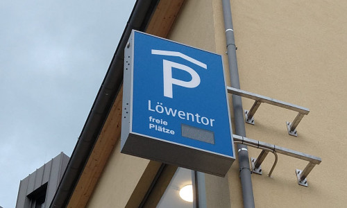 Das ganze Wochenende kann im Löwentor-Parkhaus kostenlos geparkt werden.