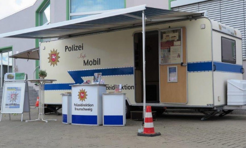 Das Polizei-Infomobil macht ab dem morgigen Dienstag auch in Peine halt.