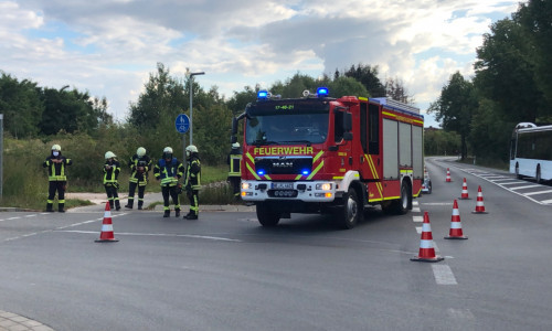Erneut ist die Feuerwehr Flechtorf auf der Kreuzung an der K 33 im Einsatz. 