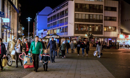An den vier Terminen der langen Donnerstage konnten Besucherinnen und Besucher der Braunschweiger Innenstadt die Angebote des Einzelhandels bis 21 Uhr nutzen.