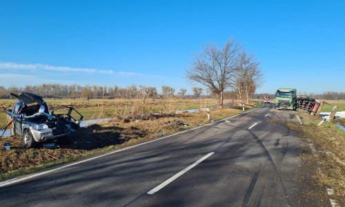 Auf der B244 bei Grafhorst kam es am Morgen zu einem tödlichen Unfall.