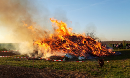 In diesem Jahr findet in Dettum wieder ein Osterfeuer statt. Hier ein Foto aus dem Jahr 2019.
