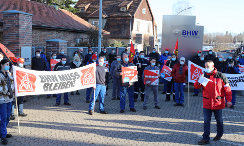In Braunschweiger und Wolfenbütteler Betrieben haben sich zirka 7.000 Arbeitnehmer an den Warnsteiks beteiligt.
