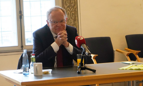 Der niedersächsische Ministerpräsident Stephan Weil beim Pressegespräch am Donnerstagmittag im Wolfenbütteler Rathaus.