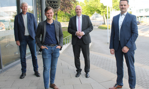 Rudolf Ordon, Vincent Schwarz, Detlef Koch und Pierre Balder (v.li.) führen die Listen der FDP bei der Stadtratswahl an.