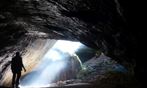  Die Einhornhöhle, Blaue Grotte. 
