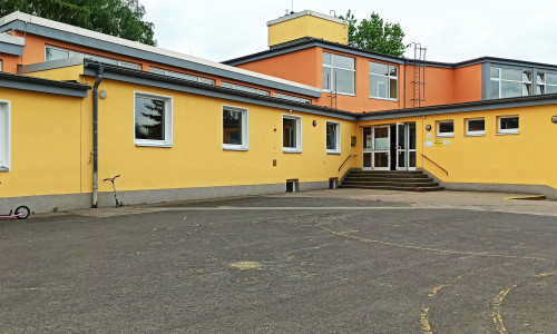  Die Schule in Flechtorf: Künftig sollen hier Überwachungskameras für mehr Sicherheit sorgen.