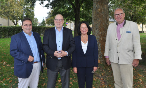 Die tiw-Vorstandsmitglieder und die Geschäftsführerin sehen ihren Verein auf einem sehr guten Weg: Winfried Pink, Wolf-Rüdiger Umbach, Carola Weitner-Kehl und Paul-Werner Huppert (v. li.).