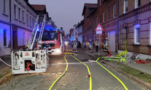 Großer Feuerwehrinsatz in der Carlsstraße in Helmstedt.