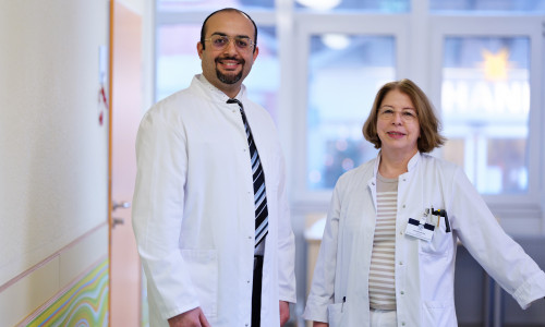 Dr. Mohamed Shaheen und Chefärztin Ursula Nitsche-Gloy.
