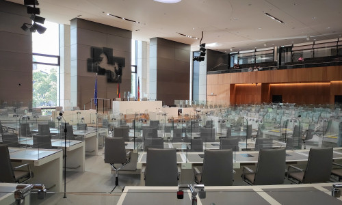 Der Plenarsaal im Niedersächsischen Landtag. Werden die Karten hier nochmal neu gemischt?