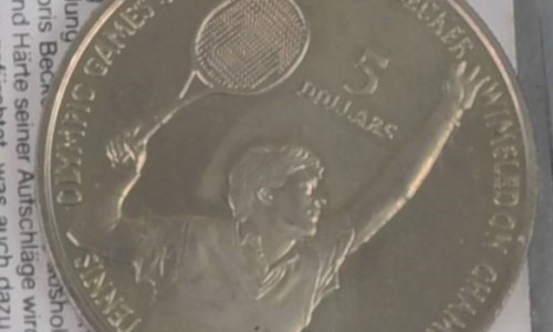 Eine der gefundenen Münzen. Darauf zu sehen ist Boris Becker bei den Olympischen Spielen 1988.