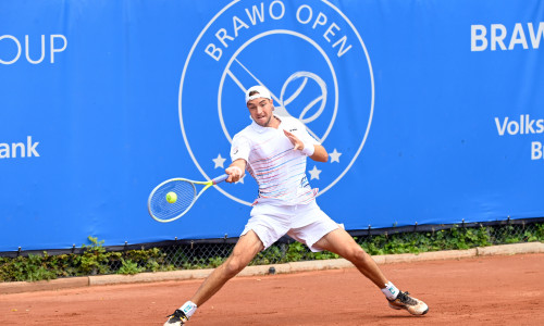 Jan-Lennard Struff sorgte für die erste Sensation des Turniers.