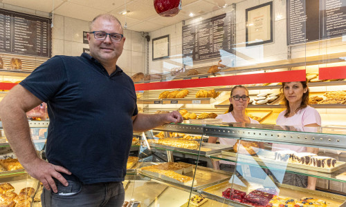 Bäcker Markus Conti in seiner Bäckerei. Er hat Angst um seinen Betrieb.