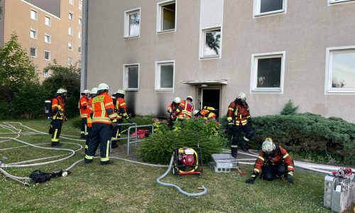 Die Feuerwehr bei der Übung in der Donausiedlung.