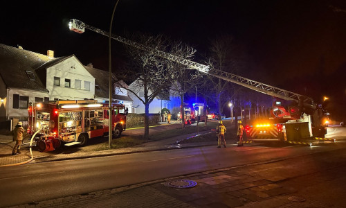 Die Feuerwehr Helmstedt musste etliche Einsätze abarbeiten. Darunter ein Feuer im Kastanienweg. 