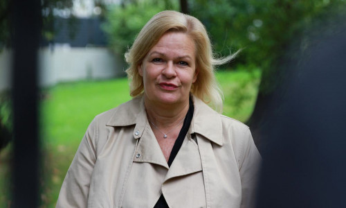 Nancy Faeser bei Landtagswahl in Hessen am 08.10.2023