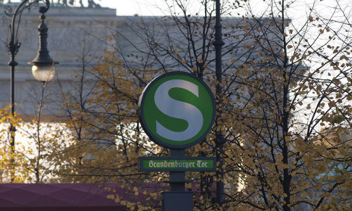 S-Bahn-Station am Brandenburger Tor in Berlin
