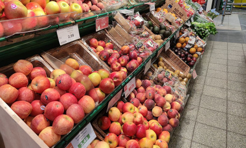 Obst im Supermarkt (Archiv)