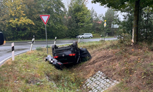 Auf der B244 Ecke Marientaler Straße kam es zu einem Unfall.