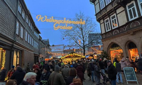 Der Goslarer Weihnachtsmarkt. (Archiv)