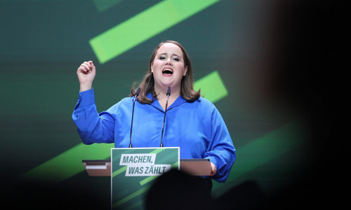 Ricarda Lang beim Grünen-Parteitag 2023 in Karlsruhe