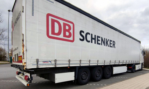 Lkw von DB Schenker (Archiv)