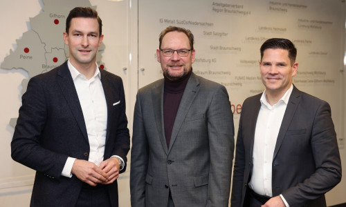 Toni Guggemoos Mulfinger, Thomas Krause und Thomas Ahlswede-Brech (v.l.) leiten künftig gemeinsam die Regionalentwicklungsgesellschaft.