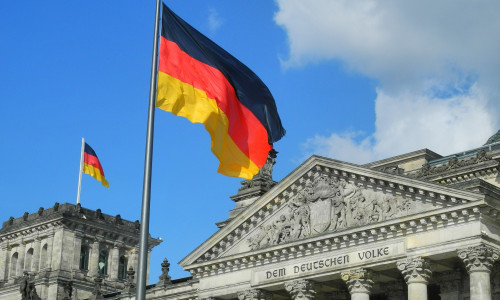 Hier wird über die Zukunft Deutschlands entschieden: das Reichstagsgebäude in Berlin. (Symbolfoto)