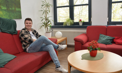 Joshua Metzner fühlt sich wohl bei der Lebenshilfe in Wolfenbüttel, wo er mehrere Wohneinrichtungen leitet.