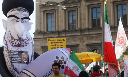 Protest gegen Iran vor Münchner Sicherheitskonferenz (Archiv)