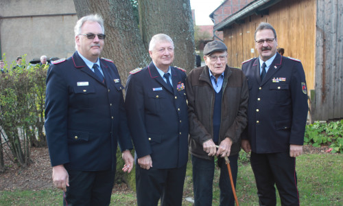 Kreisbrandmeister unter sich: Maik Wermuth (2022 bis heute), Burkhard Beese (1986 bis 1997), Harald Maushake (1974 bis 1986) und Olaf Kapke (2010 bis 2022) (v. li.).