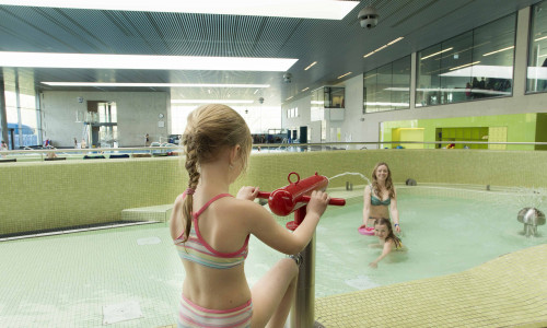 Der Kinderplanschbereich ist eine der Attraktionen im Freizeitbad Wasserwelt Bildnachweis.