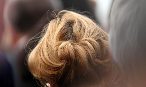 Frau mit blondem Haar (Archiv)