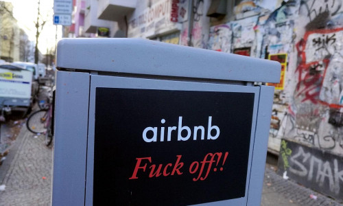 Anti-Airbnb-Sticker (Archiv)