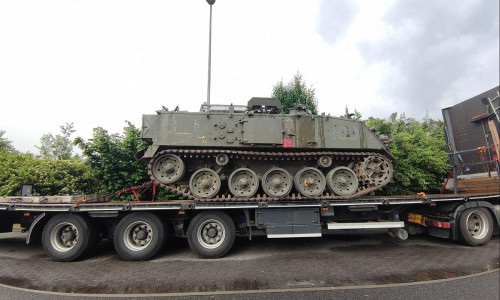 Panzer auf Lkw (Archiv)