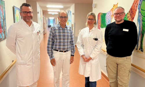 Dr. Marc Holzgraefe, Ärztlicher Direktor, Dr. Suhail Mutlak, Dr. Louisa van den Boom, Chefärztin der Kinderklinik und Jens Bosenick, Pflegedirektor (v. li.).