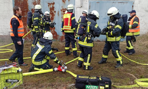 Es waren etliche Einsatzkräfte im Einsatz. Dies erforderte eine gute Koordination.