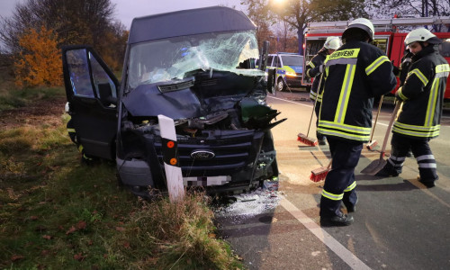 Der Transporter wurde schwer beschädigt.