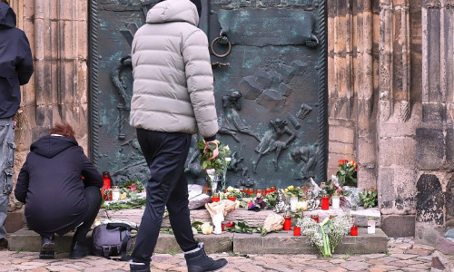 Trauer nach Anschlag auf Magdeburger Weihnachtsmarkt am 21.12.2024