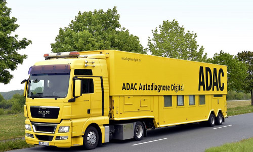Der ADAC Prüfttruck kommt nach Braunschweig.