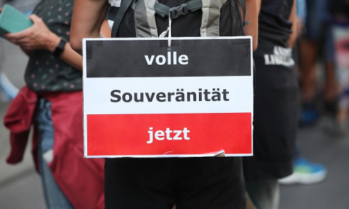 Reichsbürger bei Demo von Corona-Skeptikern am 29.08.2020