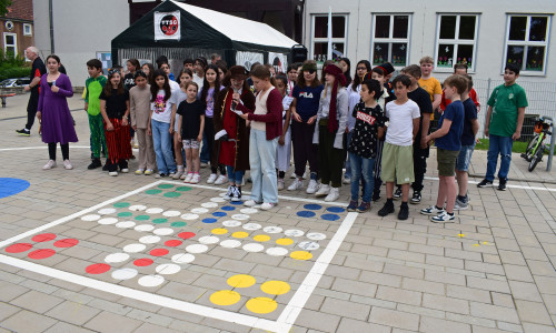 Die Schüler der Grundschule Steterburg stimmten musikalisch auf die Eröffnung ein.