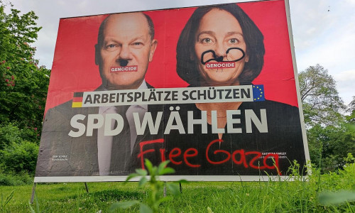 Beschmiertes SPD-Wahlplakat zur Europawahl (Archiv)