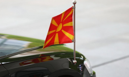 Flagge von Nordmazedonien (Archiv)